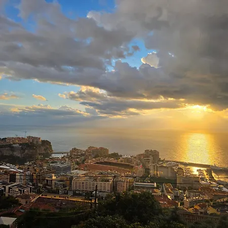 Villa With Stunning Views Cap d'Ail